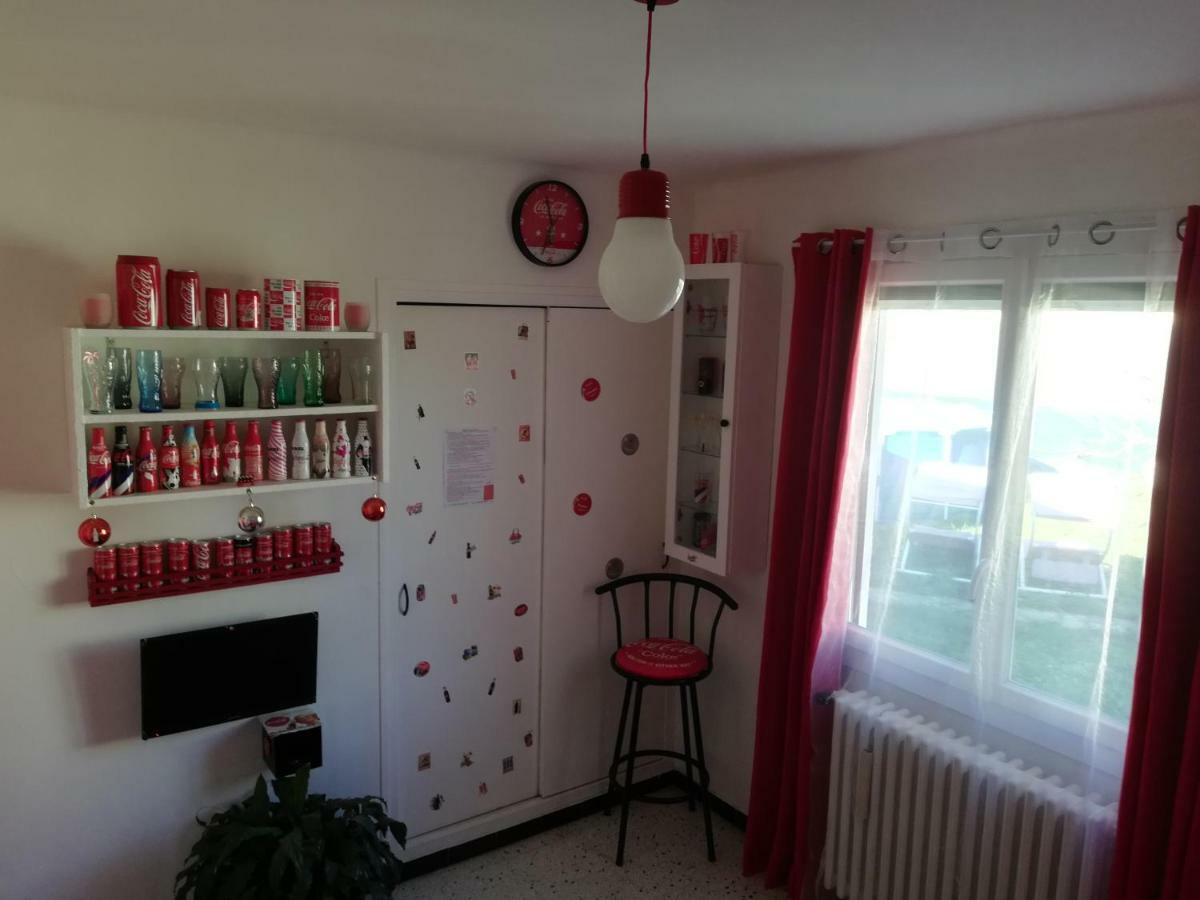 Chez Chris Et Greg Apartment Uchaud Bagian luar foto